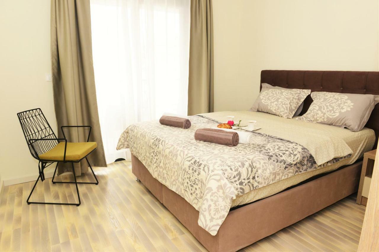 Ralux Apartman Teodo Esterno foto