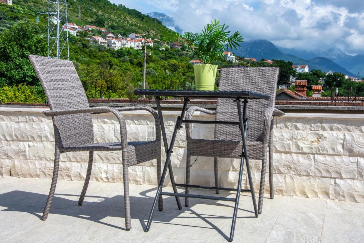 Ralux Apartman Teodo Esterno foto