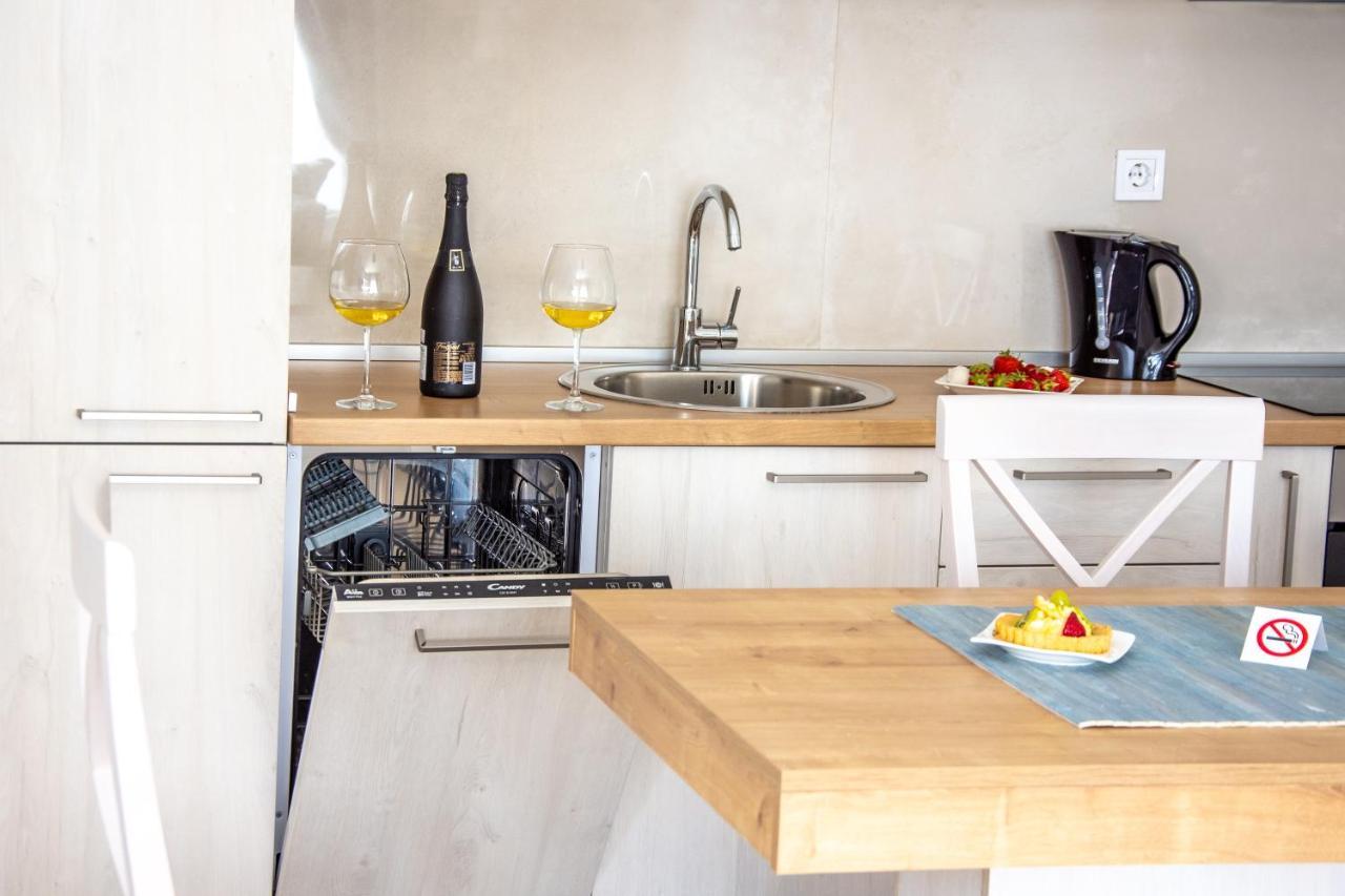 Ralux Apartman Teodo Esterno foto